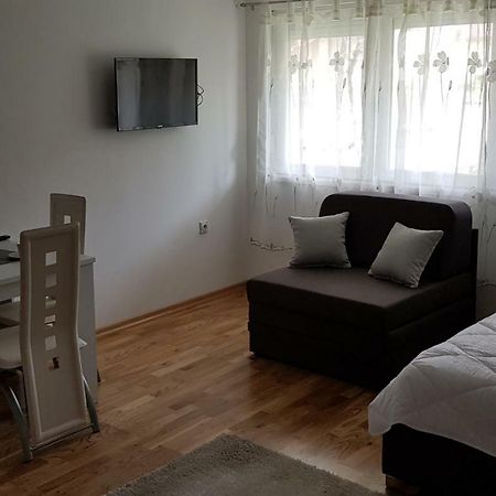 Banjalux Apartmani I Sobe วรินรัชกา บานยา ภายนอก รูปภาพ