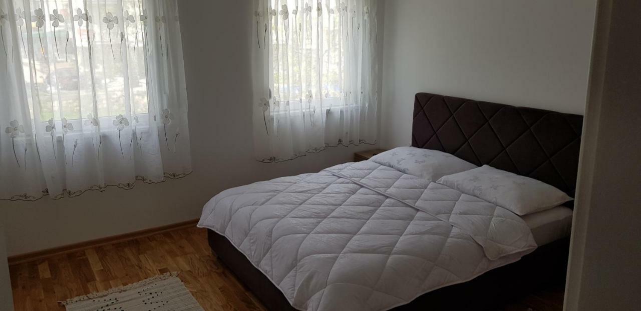 Banjalux Apartmani I Sobe วรินรัชกา บานยา ภายนอก รูปภาพ